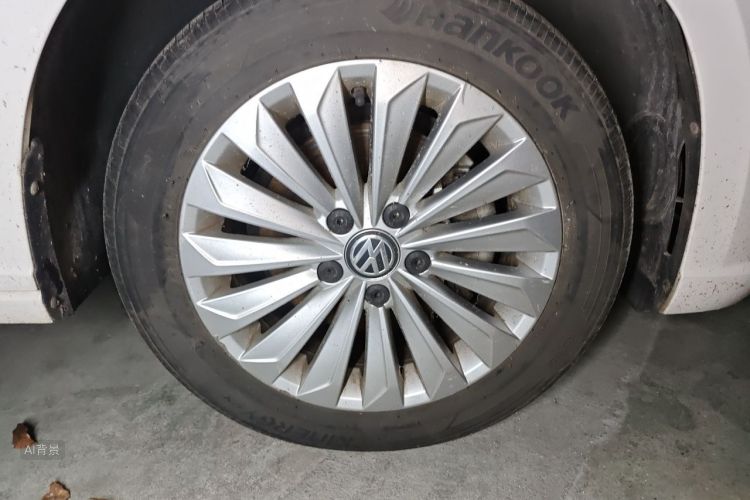 Volkswagen Lavida 2019 car image #9