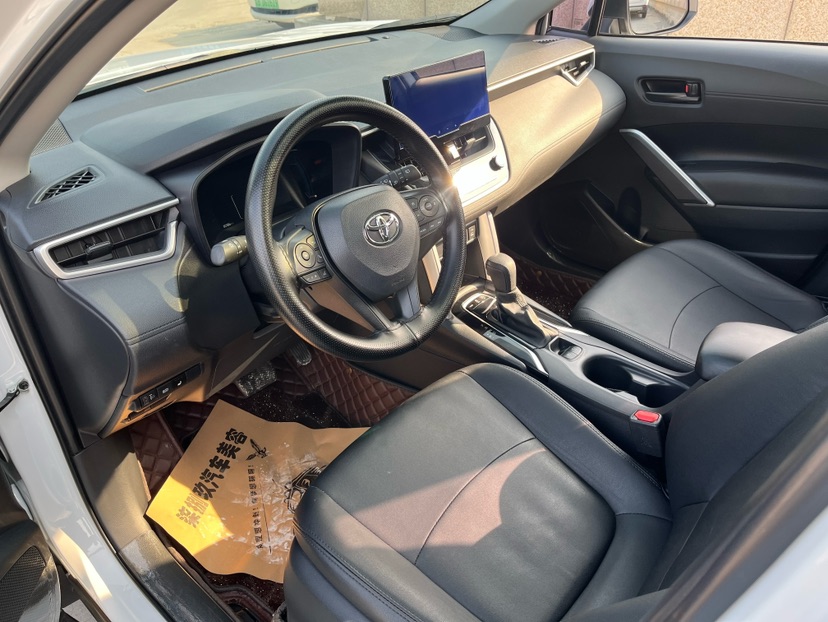 Toyota Corolla Cross 2023 car image #3