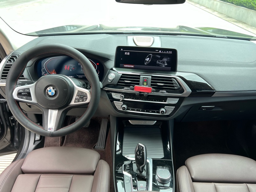 BMW X3 2021 car image #10