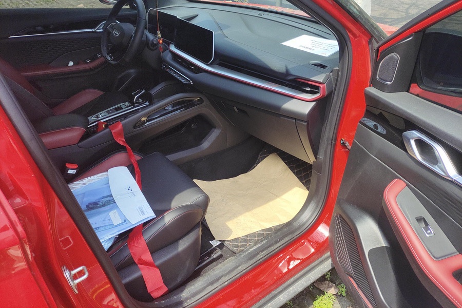 GEELY Coolray 2024 car image #6