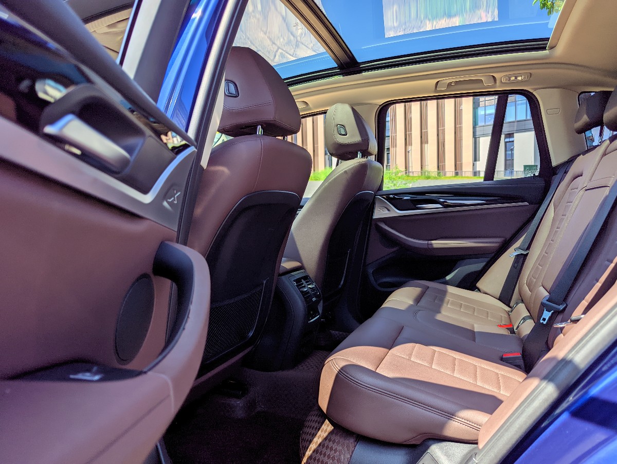 BMW X3 2019 car image #9