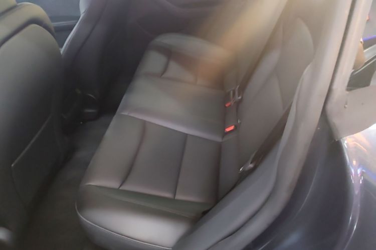 Tesla Model 3 2025 #17 Tesla Model 3 2025 car image #17