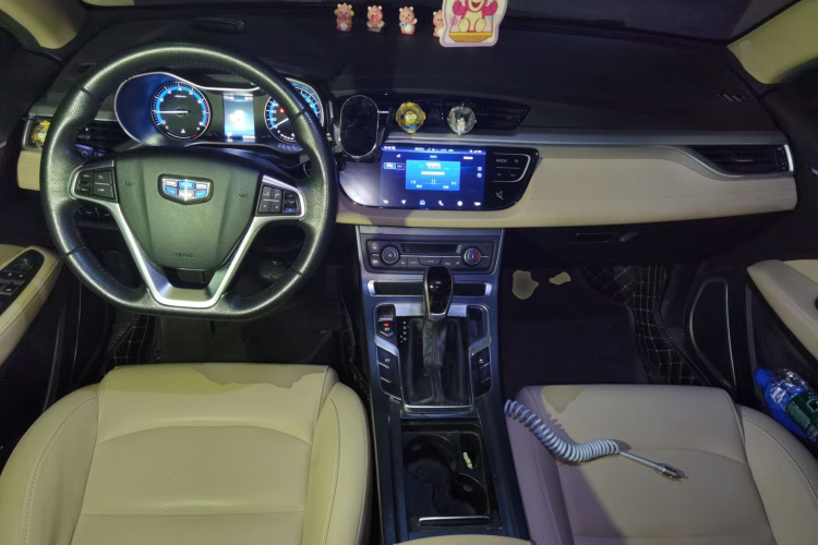 GEELY Emgrand 2019 #7 GEELY Emgrand 2019 car image #7