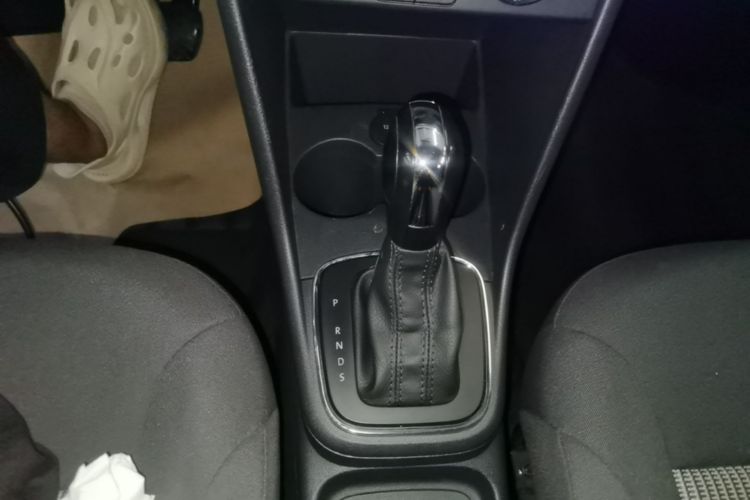 Volkswagen Polo 2017 #14 Volkswagen Polo 2017 car image #14