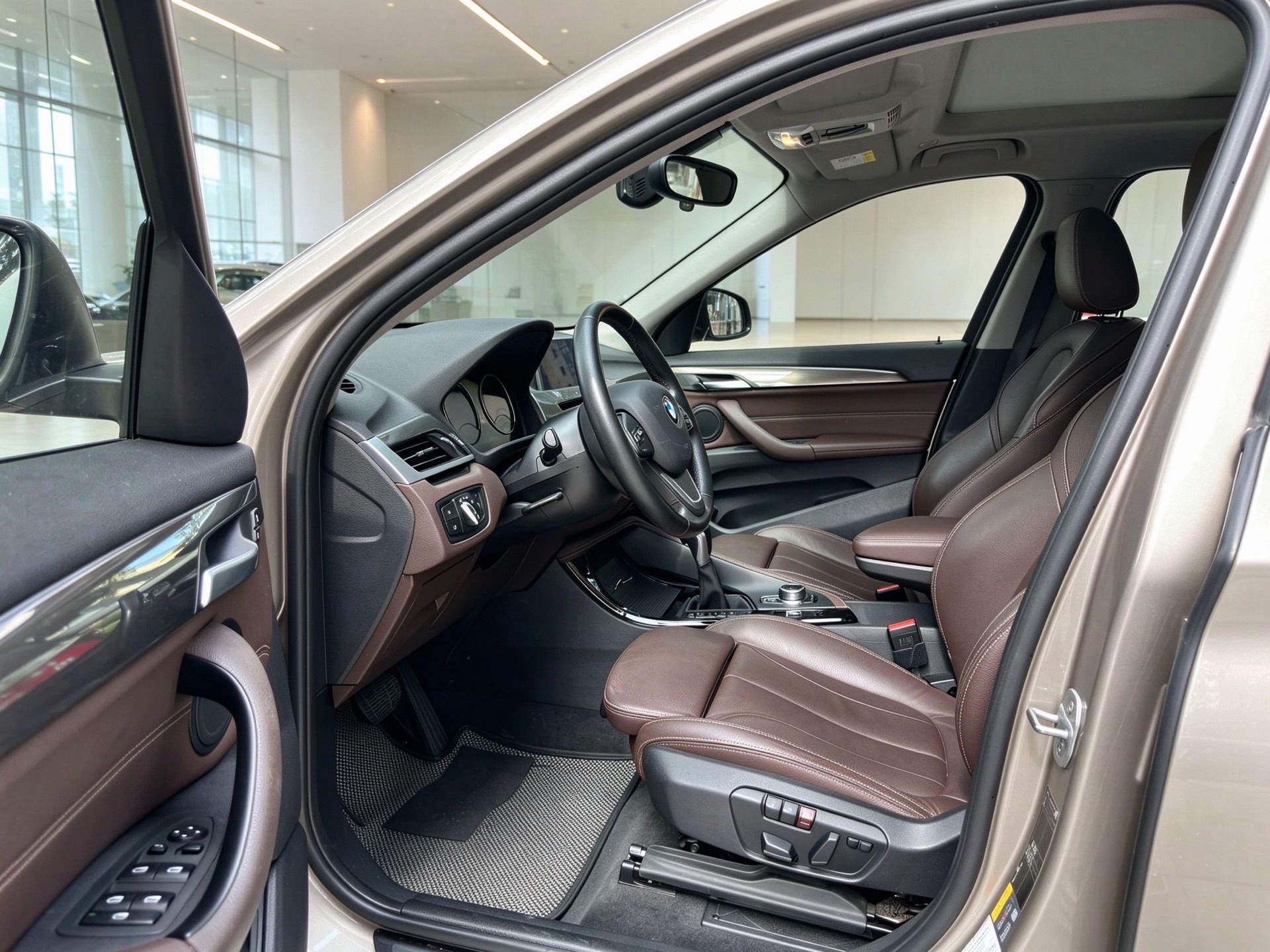 BMW X1 New Energy 2019 #8 BMW X1 New Energy 2019 car image #8