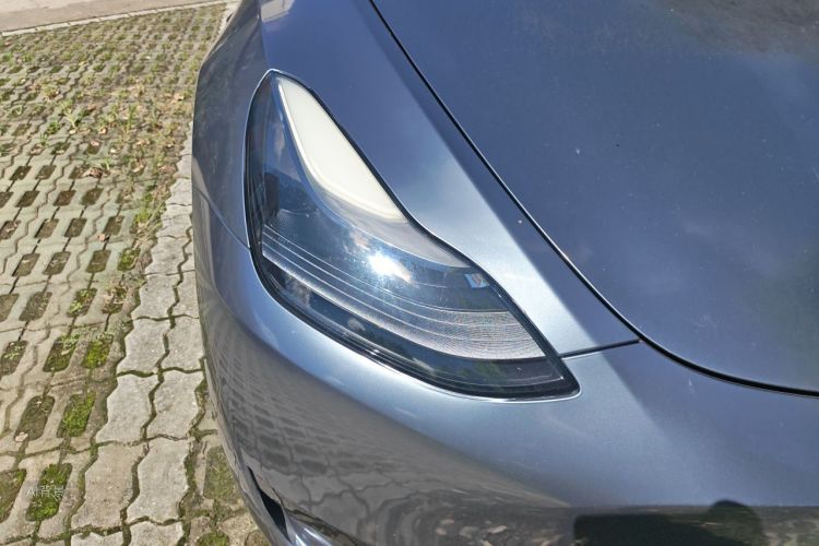 Tesla Model Y 2022 #8 Tesla Model Y 2022 car image #8