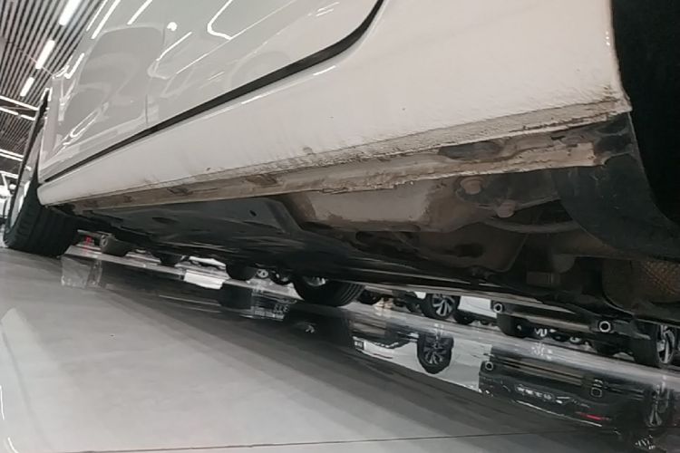 Volkswagen Golf 2019 car image #27