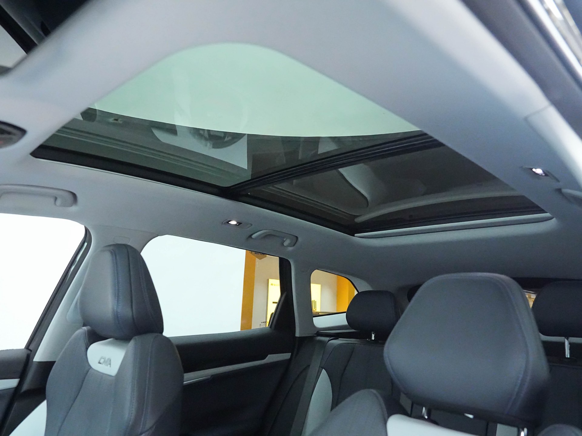 GEELY Boyue L 2025 car image #5