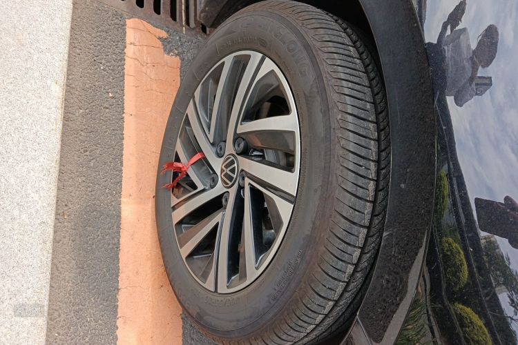 Volkswagen Lavida 2025 car image #9