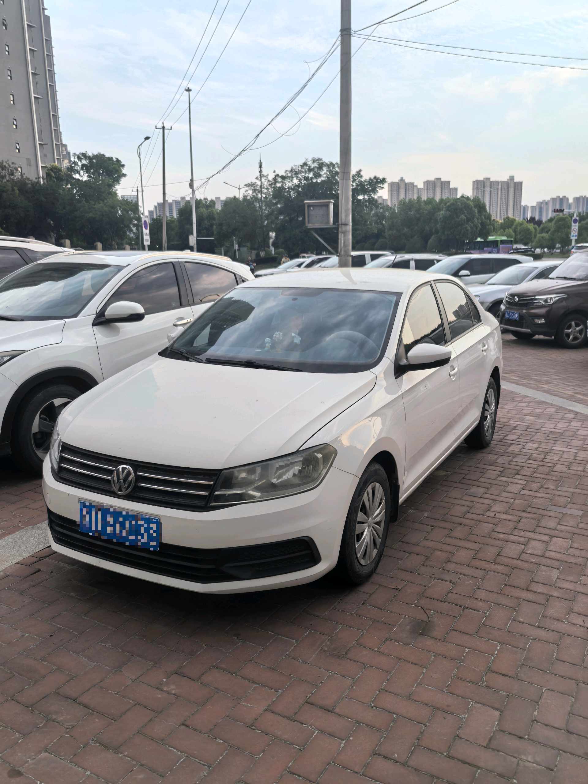 Volkswagen Santana 2018 car image 
