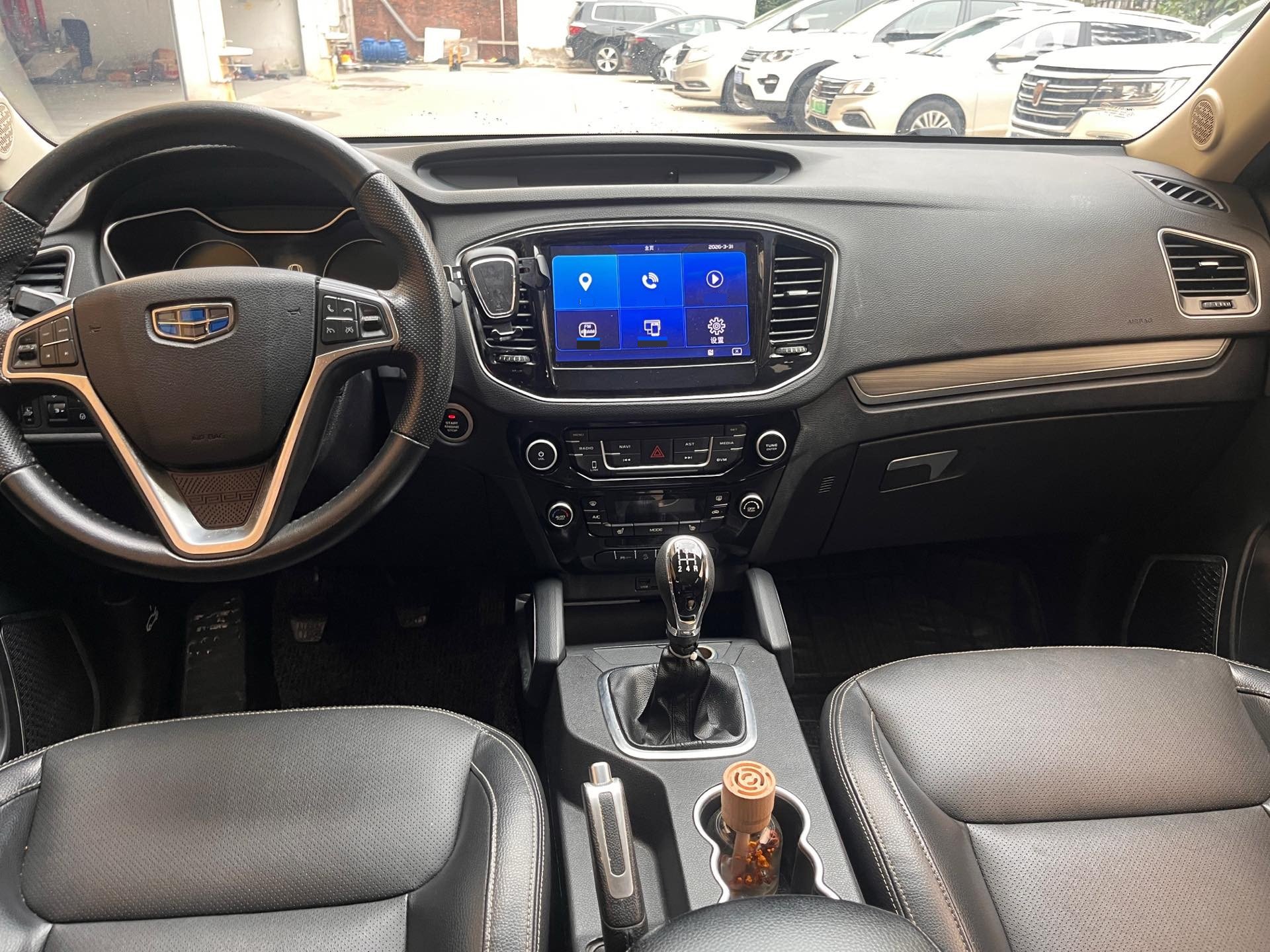 GEELY Vision X6 2017 car image #9