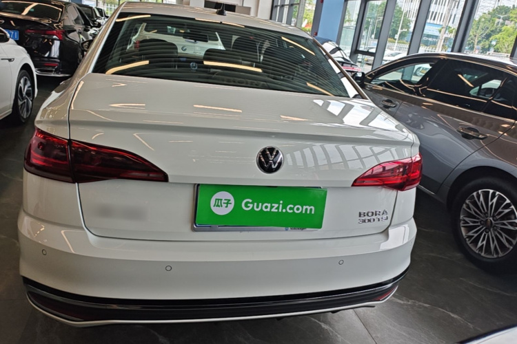 Volkswagen Bora 2023 car image #6