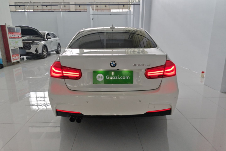 BMW 3 Series 2017 car image #6