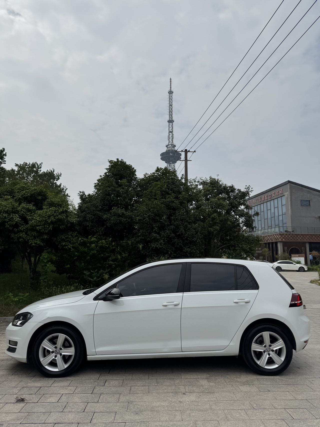 Volkswagen Golf 2017 #5 Volkswagen Golf 2017 car image #5