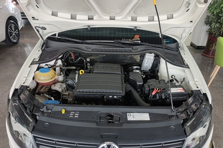 Volkswagen Polo 2018 car image #20