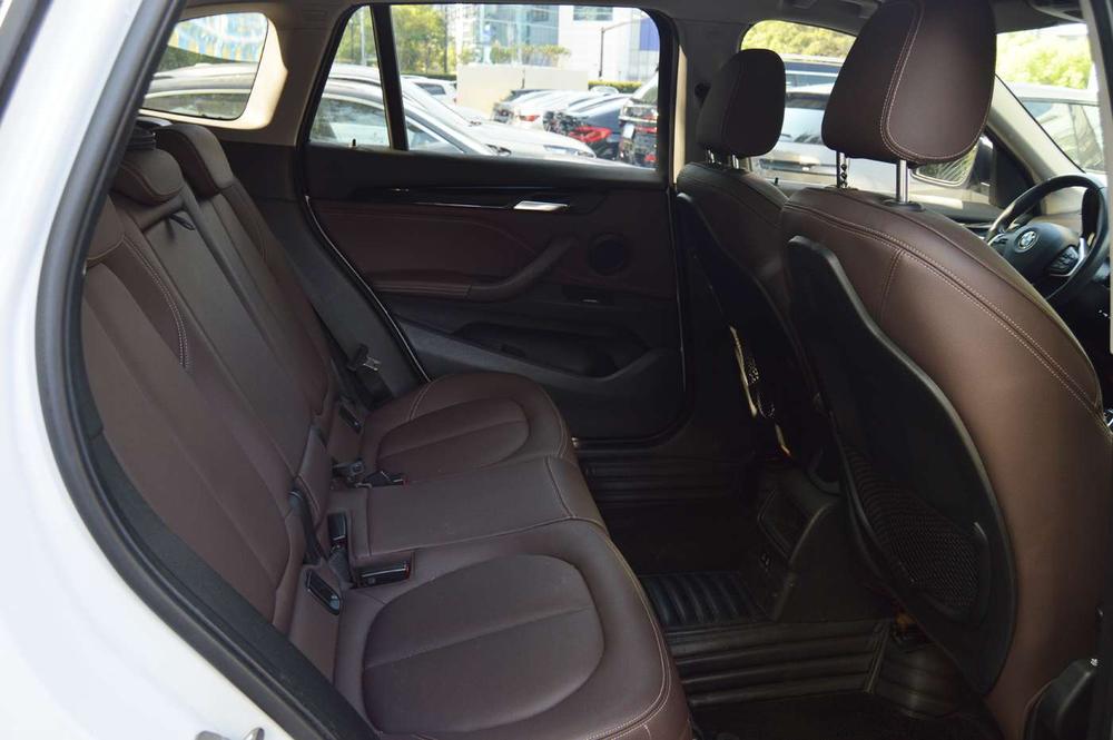 BMW X1 2019 #13 BMW X1 2019 car image #13