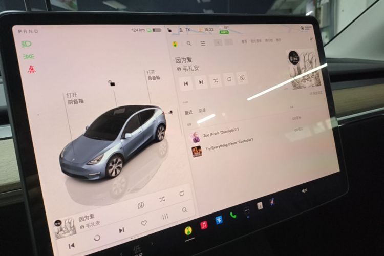 Tesla Model Y 2022 #17 Tesla Model Y 2022 car image #17