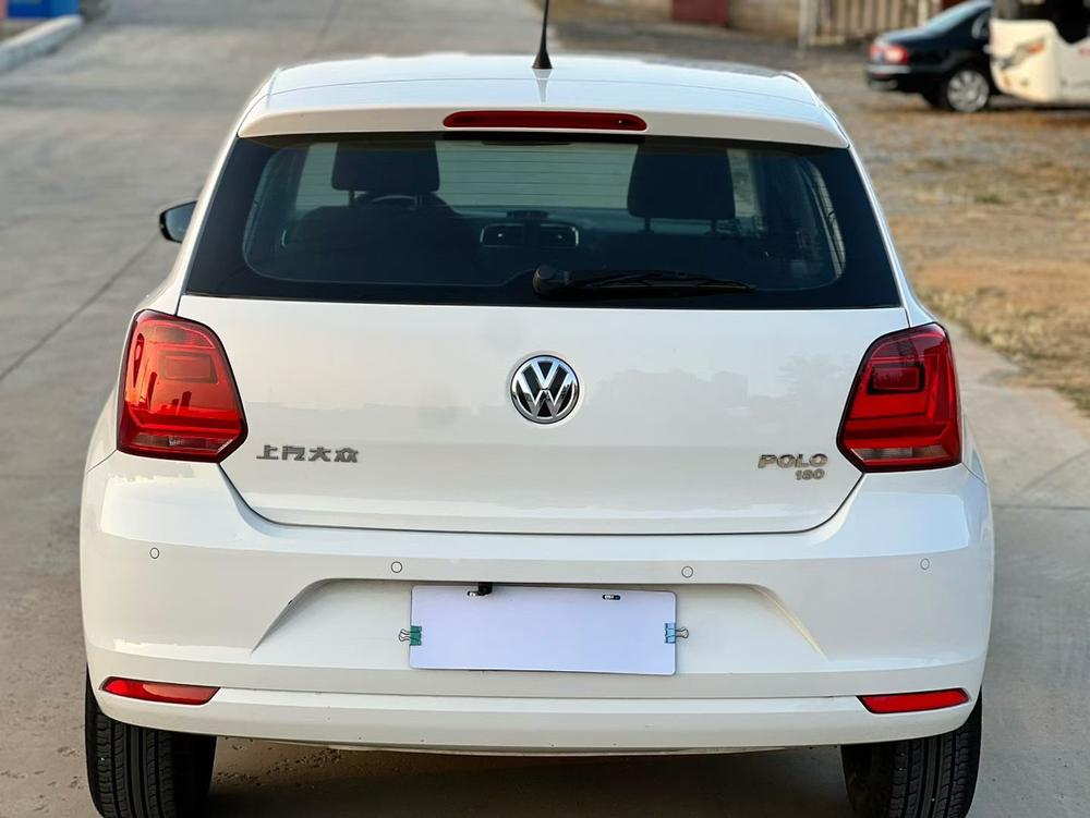 Volkswagen Polo 2019 car image #5