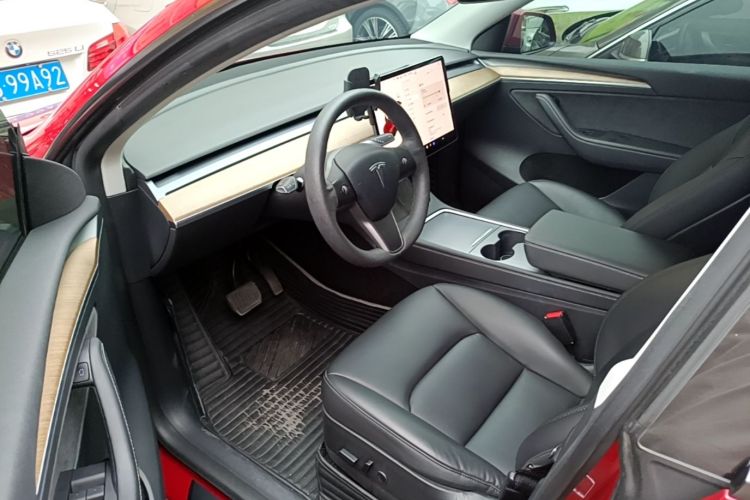 Tesla Model Y 2021 #16 Tesla Model Y 2021 immagine di auto #16