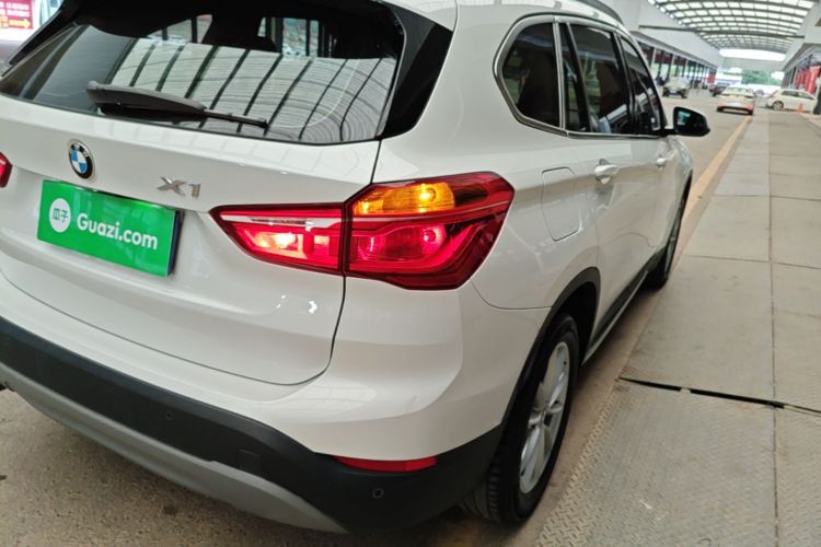 BMW X1 2019 #8 BMW X1 2019 car image #8