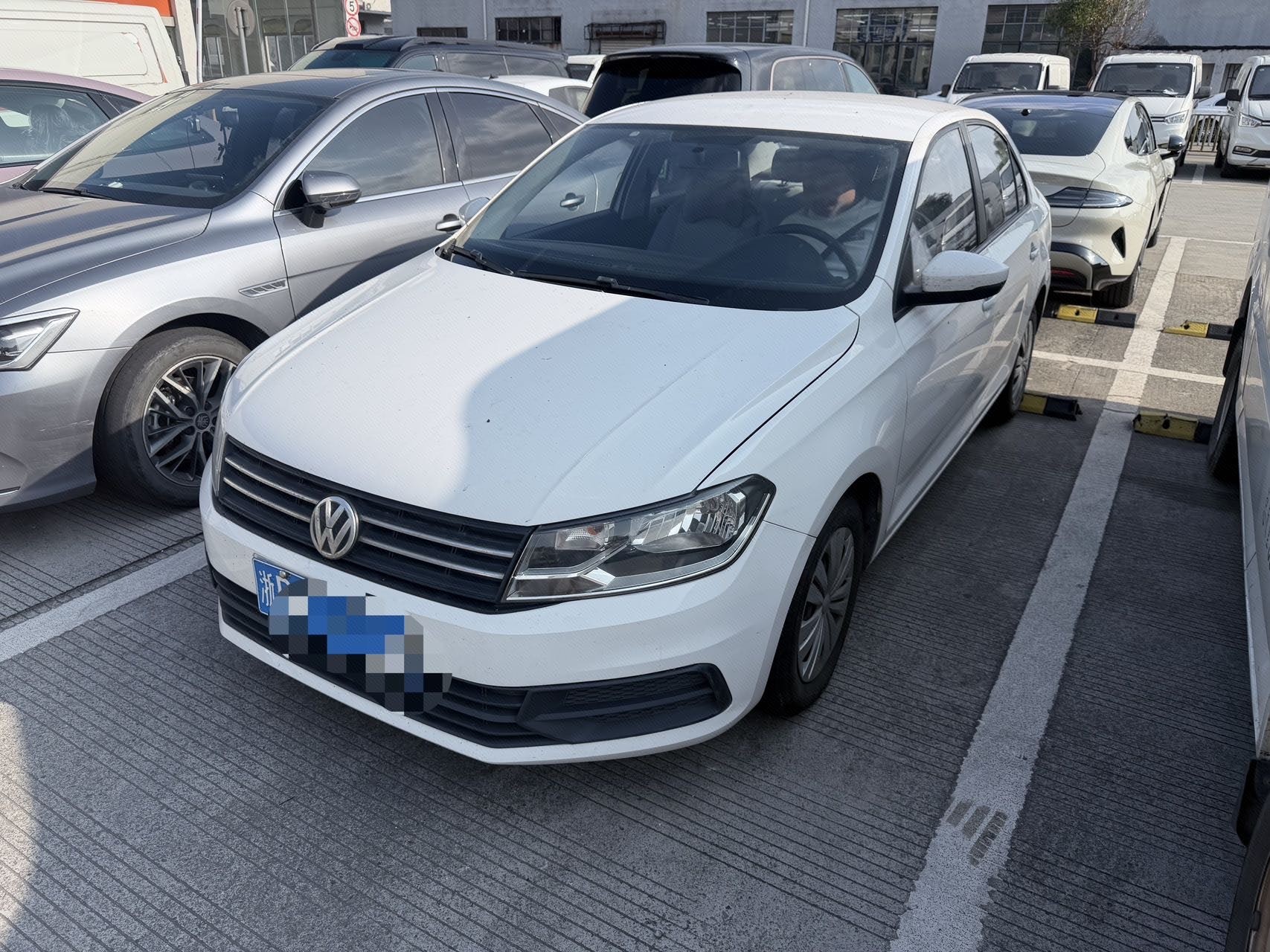 Volkswagen Santana 2019 Volkswagen Santana 2019 car image