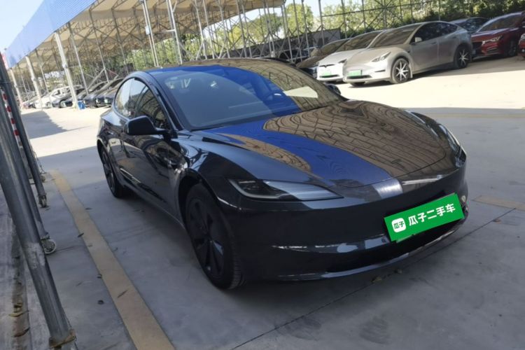 Tesla Model 3 2025 #4 Tesla Model 3 2025 immagine di auto #4