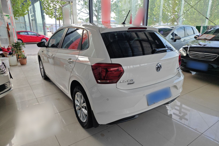 Volkswagen Polo 2020 car image #7
