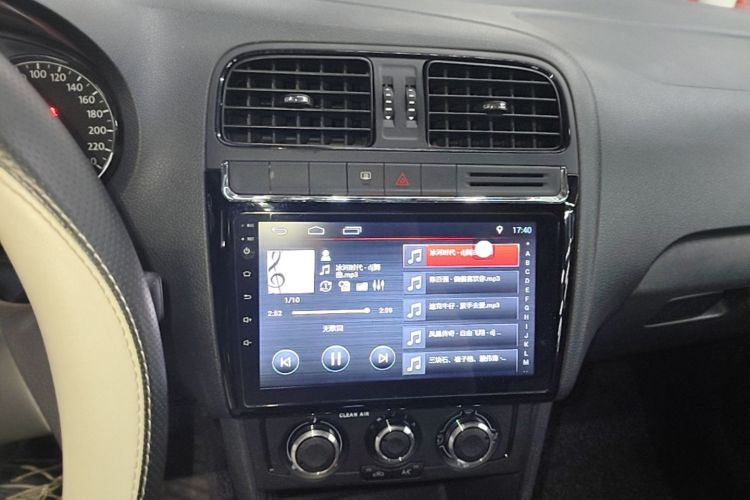 Volkswagen Polo 2018 #13 Volkswagen Polo 2018 car image #13