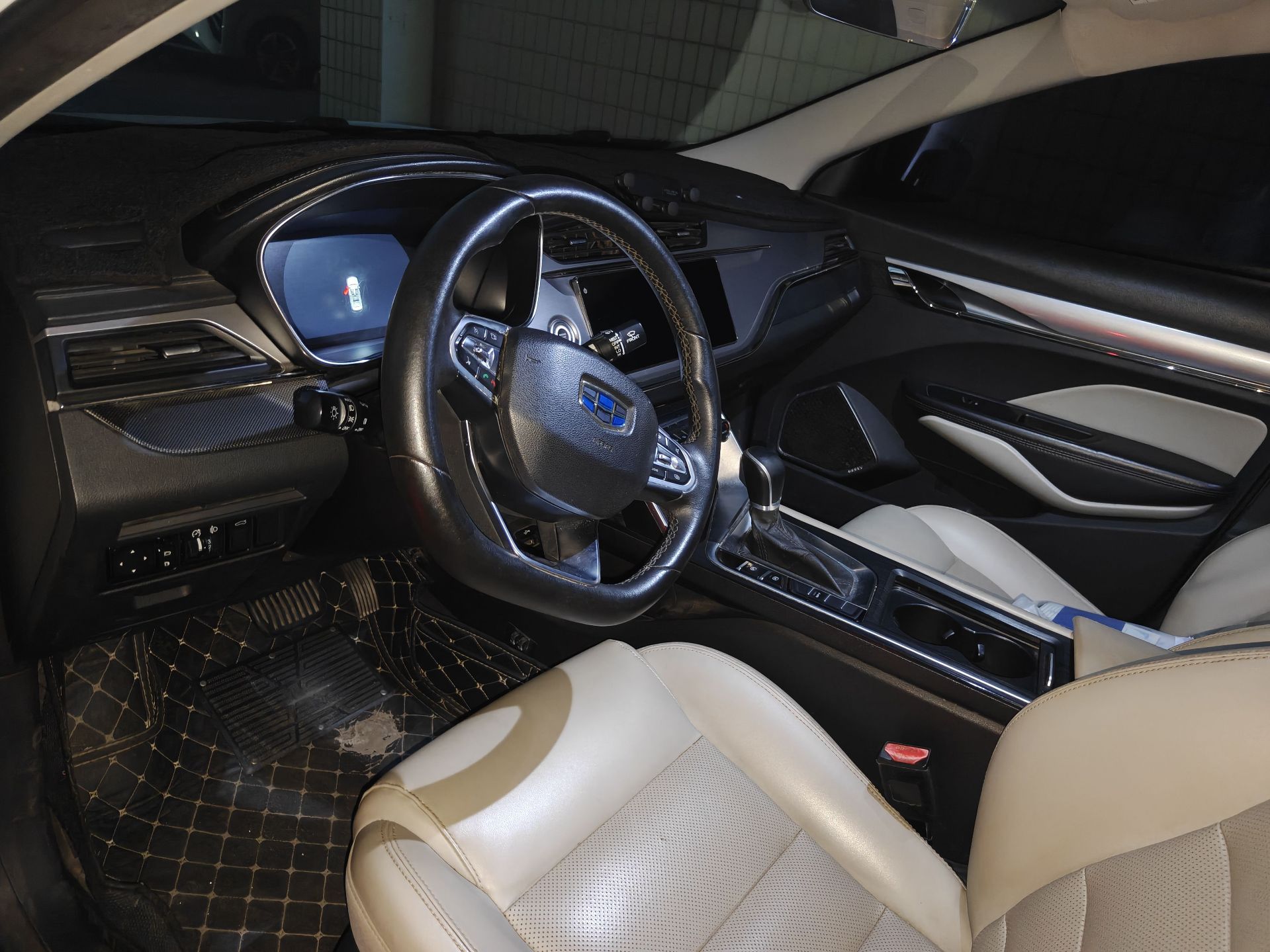 GEELY Binray 2018 car image #2