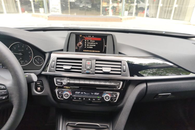 BMW 3 Series 2018 #13 BMW 3 Series 2018 car image #13