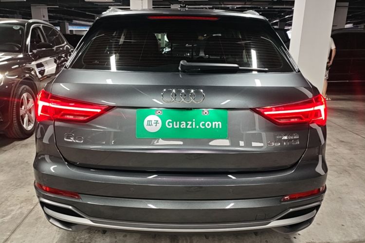 Audi Q3 2020 car image #6