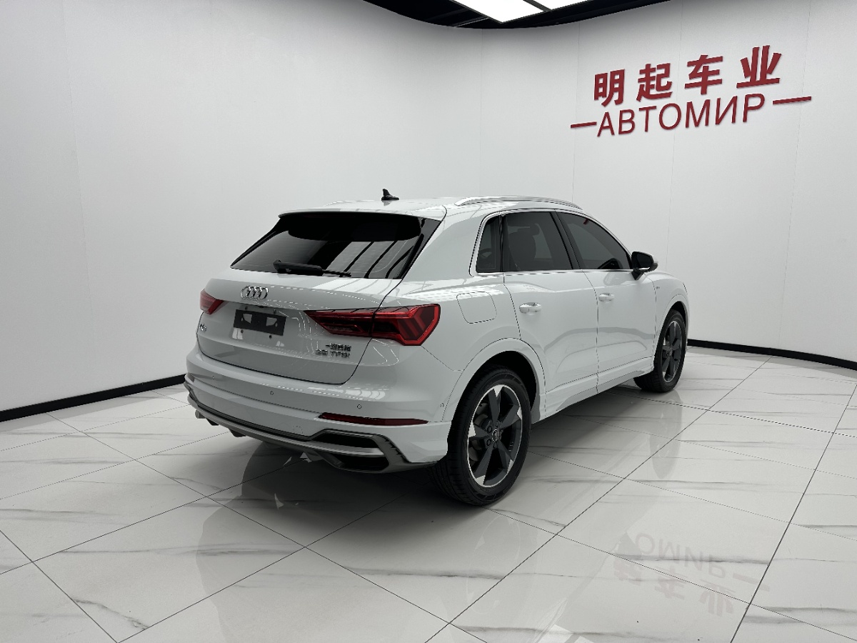 Audi Q3 2023 #9 Audi Q3 2023 car image #9