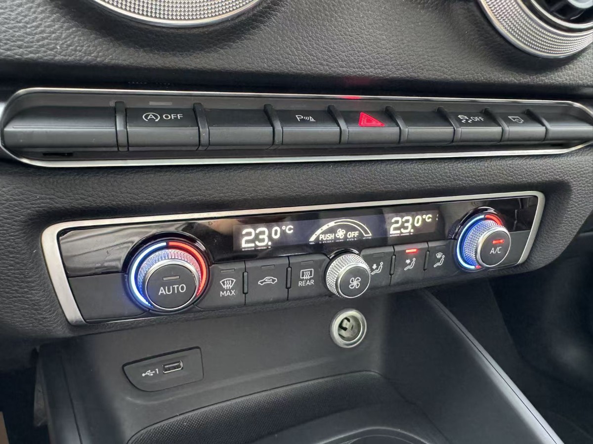 Audi A3 2017 immagine di auto #9