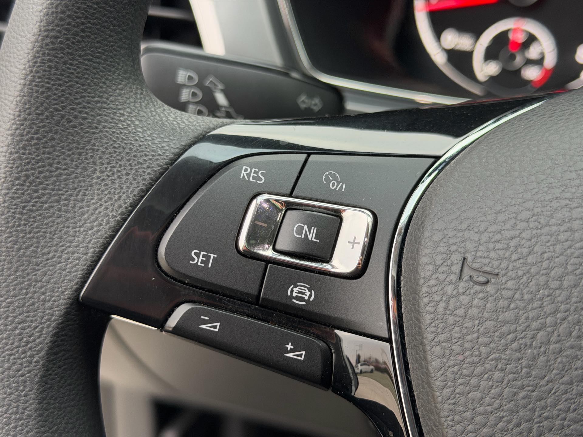 Volkswagen T-Cross 2020 image de voiture #15