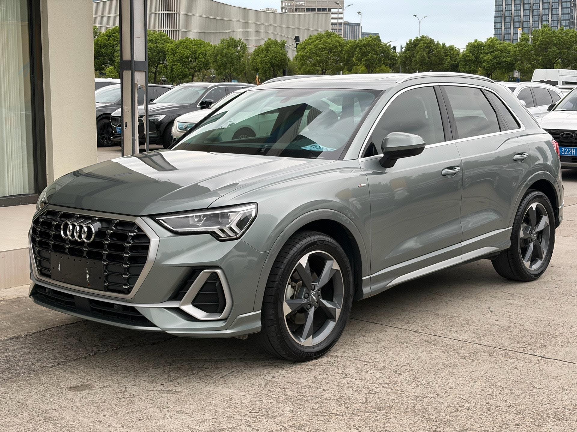 2020 2020 car image