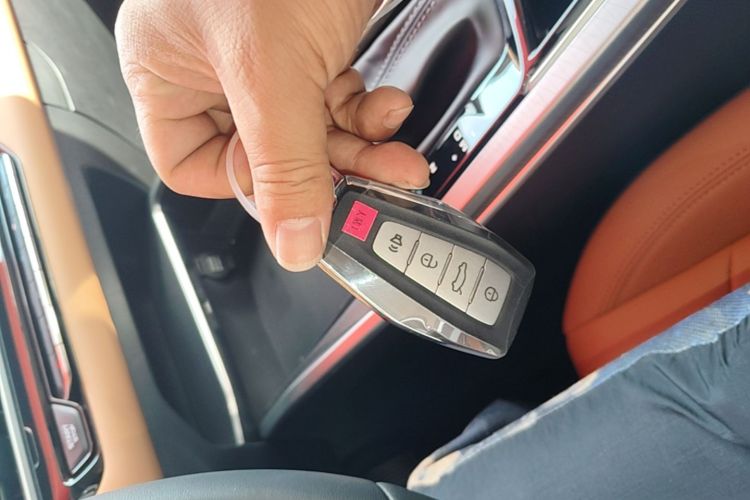 GEELY Emgrand 2024 car image #9