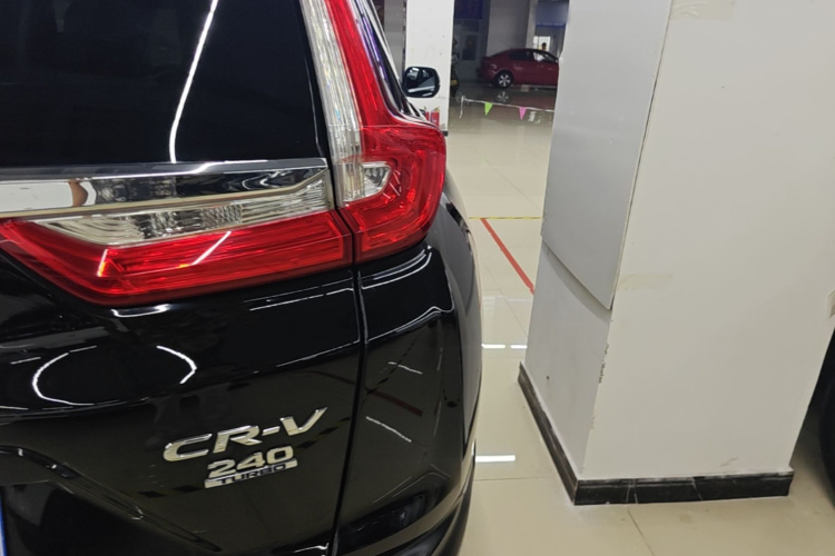 Honda CR-V 2018 #8 Honda CR-V 2018 car image #8