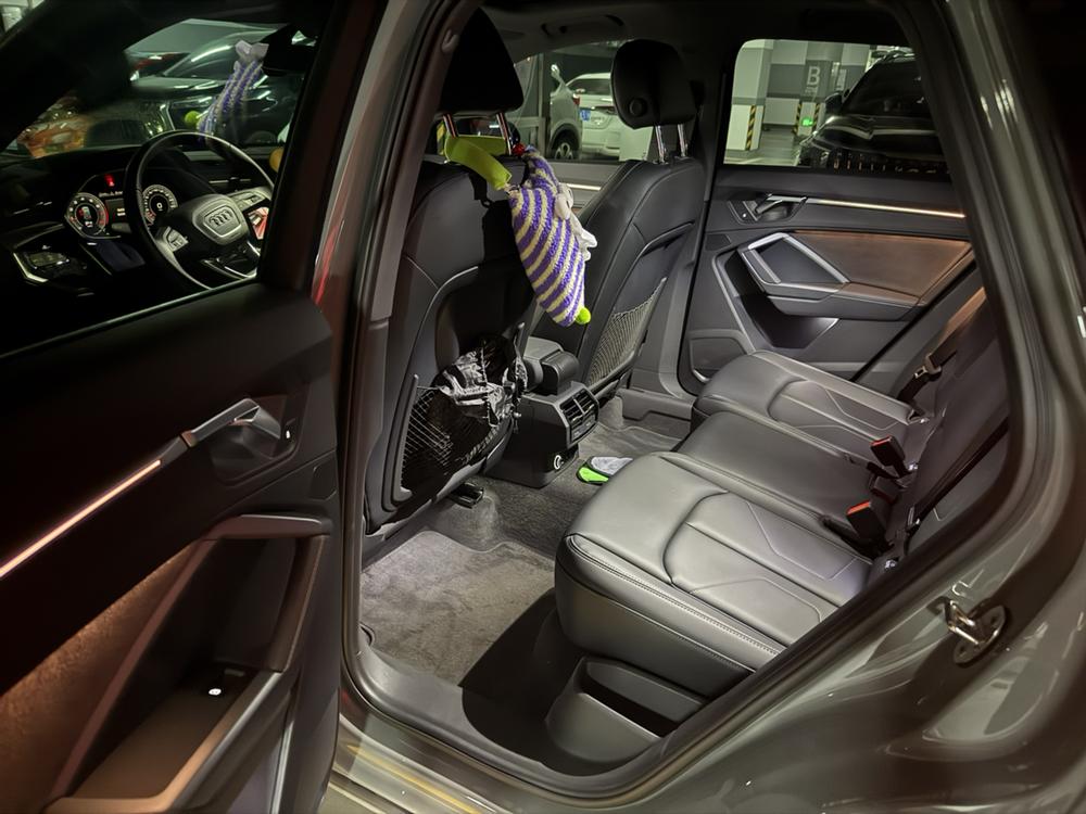 Audi Q3 2023 immagine di auto #24