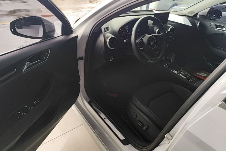 Audi A3 2018 #16 Audi A3 2018 car image #16