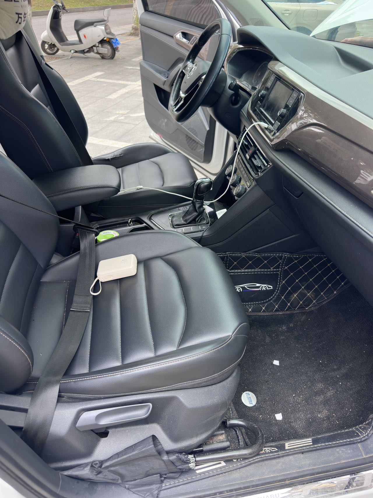 2019 immagine di auto #6