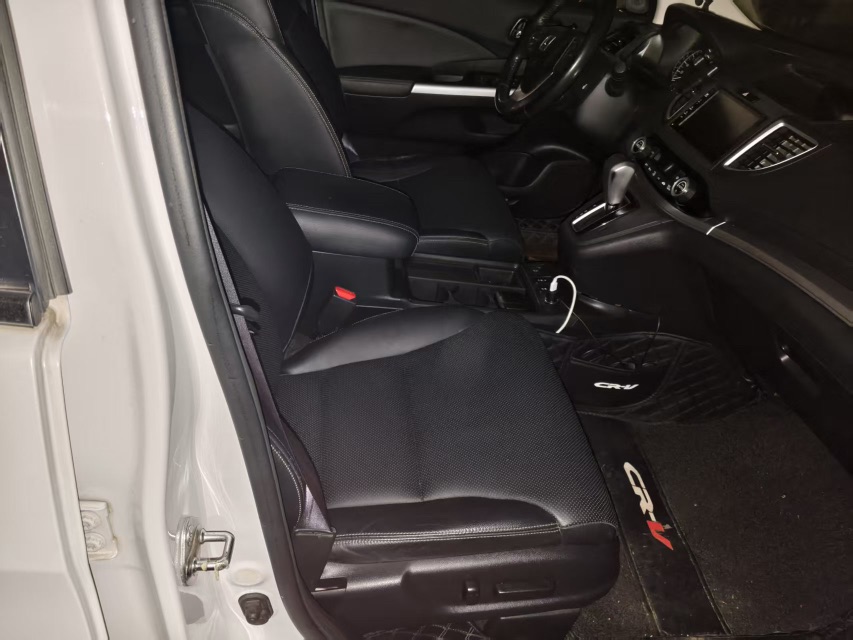 Honda CR-V 2015 immagine di auto #4