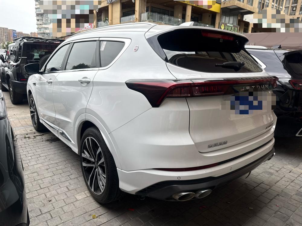 Jetour X70 PLUS 2023 #4 Jetour X70 PLUS 2023 car image #4