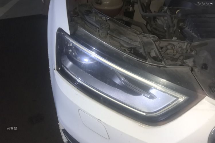 Audi Q3 2016 car image #8