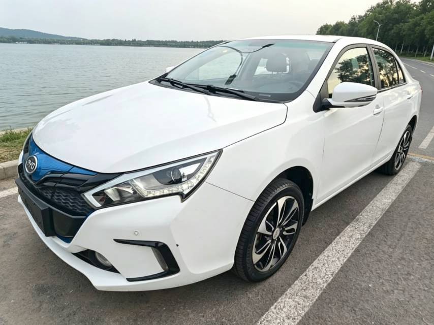 BYD Qin New Energy 2016 car image 