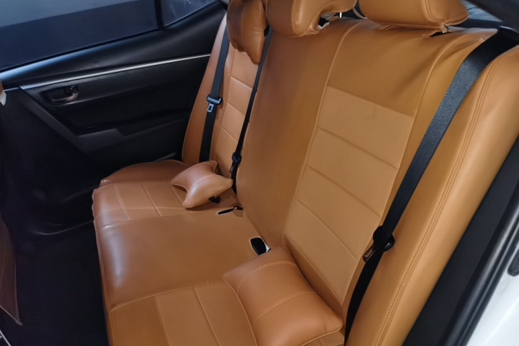 Toyota Corolla 2017 #10 Toyota Corolla 2017 car image #10