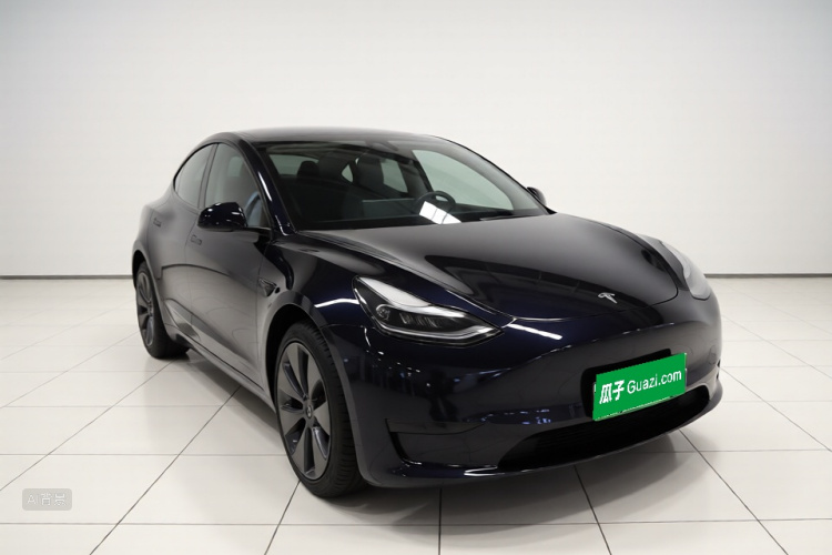Tesla Model Y 2023 car image #4