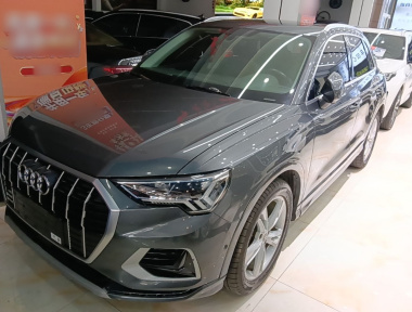 Audi Q3 2021 car image 