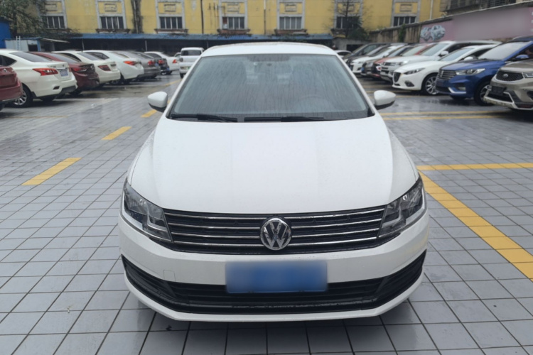 Volkswagen Lavida 2017 car image #3