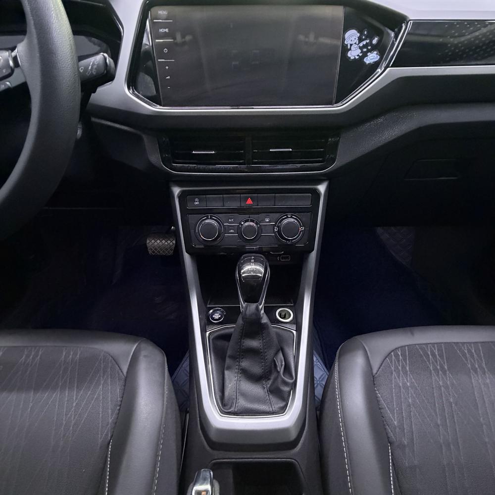 Volkswagen T-Cross 2022 car image #16