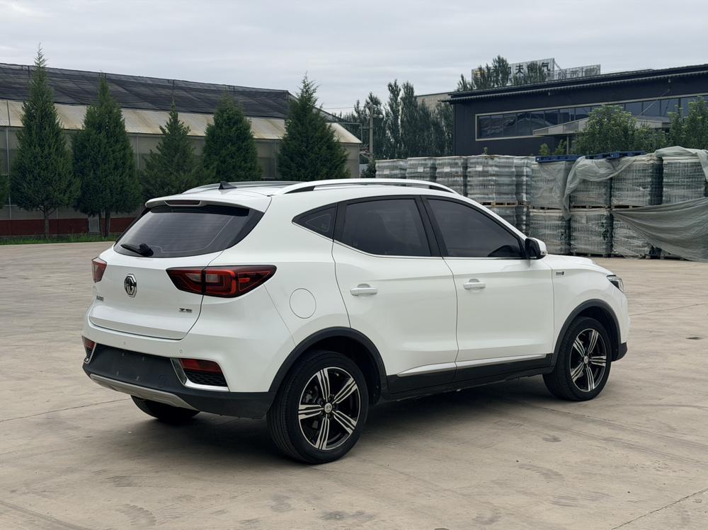 MG ZS 2017 #6 MG ZS 2017 car image #6